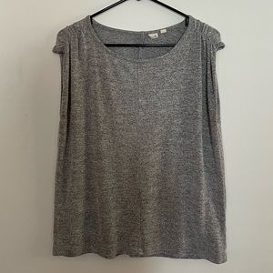 GAP Heathered Grey Tee
